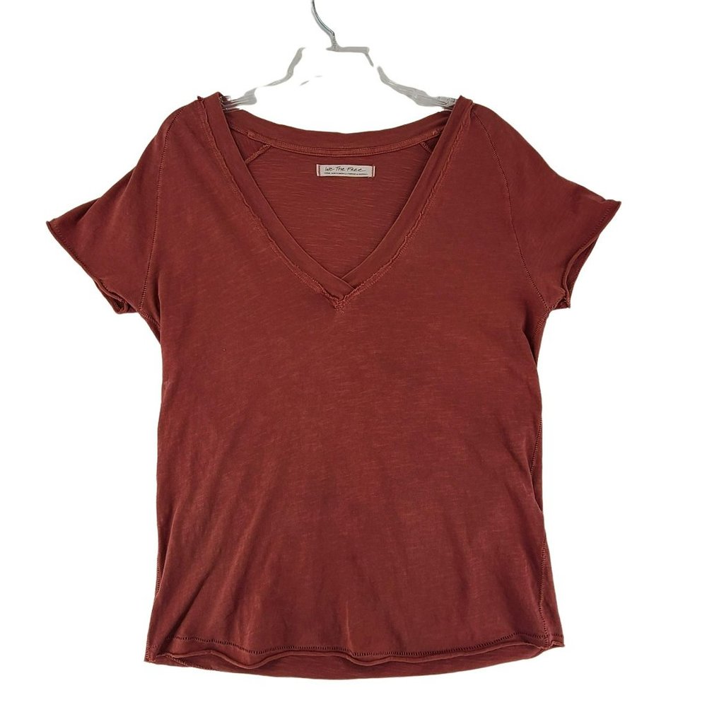 We The Free Women's Causal Basic V Neck Short Sleeve T Shirt Burnt Orange Size L